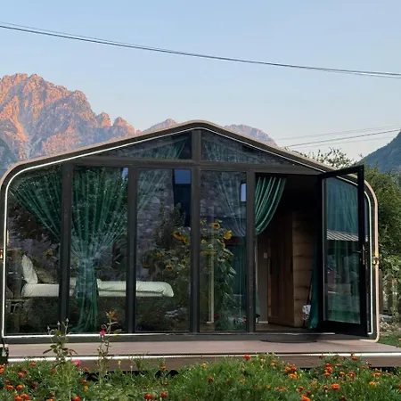 Hotel Capsule House Theth